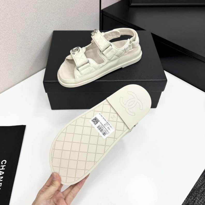 Refined Chxnxl Sandals 120490