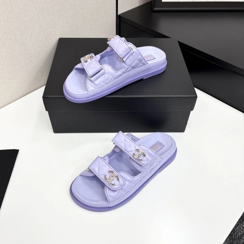 Classic Chxnxl Sandals 120482