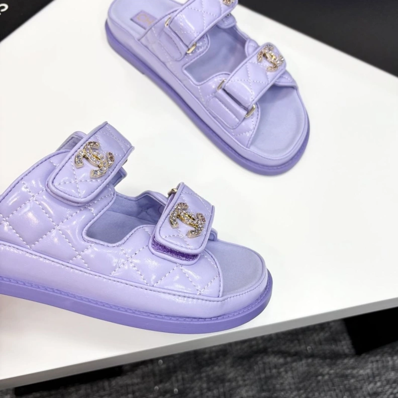 Classic Chxnxl Sandals 120482