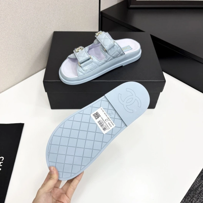 NewStyle Chxnxl Sandals 120478