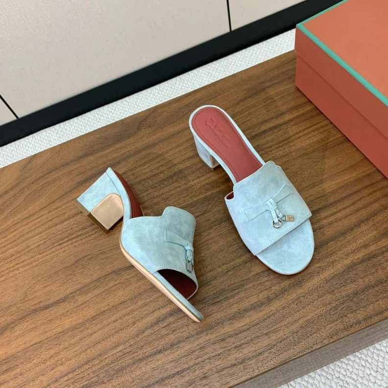 Comfortable Armxnx slippers 108473
