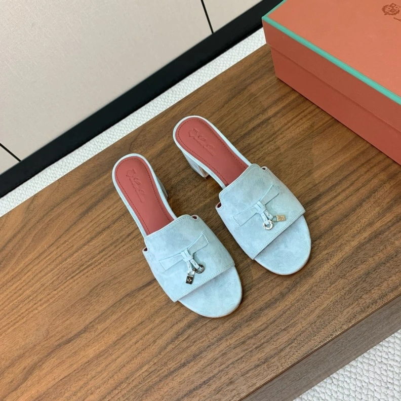 Comfortable Armxnx slippers 108473