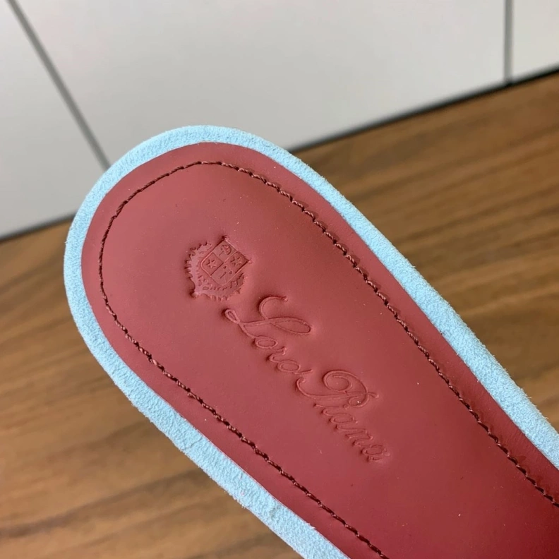 Comfortable Armxnx slippers 108473