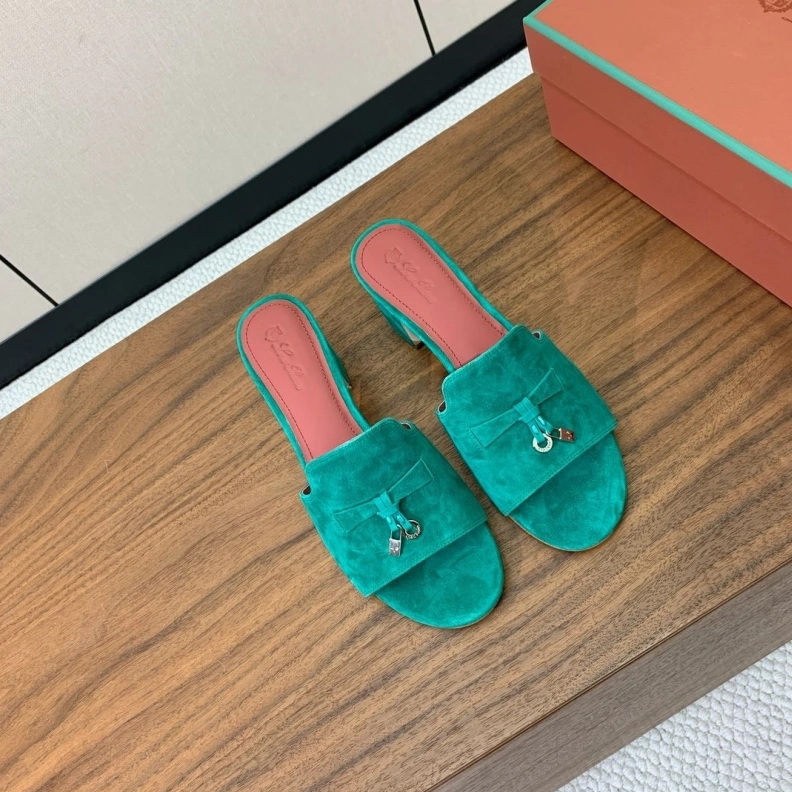 Sophisticated Armxnx slippers 108482
