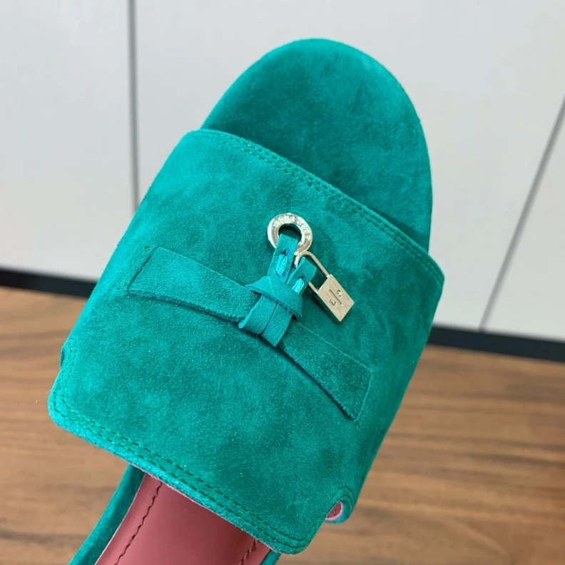Sophisticated Armxnx slippers 108482