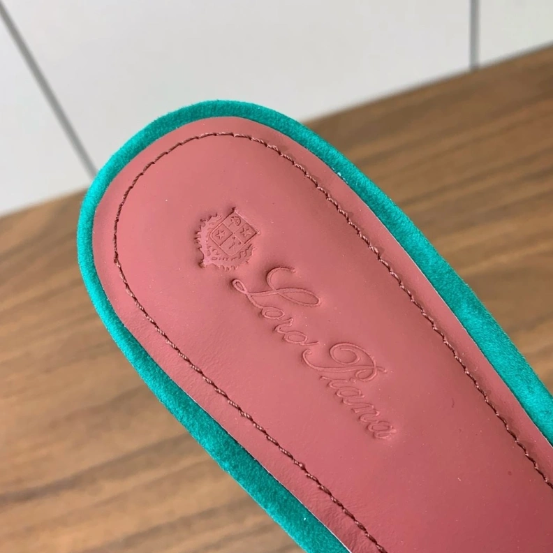 Sophisticated Armxnx slippers 108482