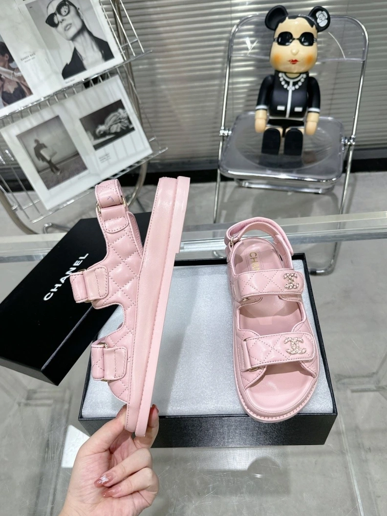 Cozy Chxnxl Sandals 120486