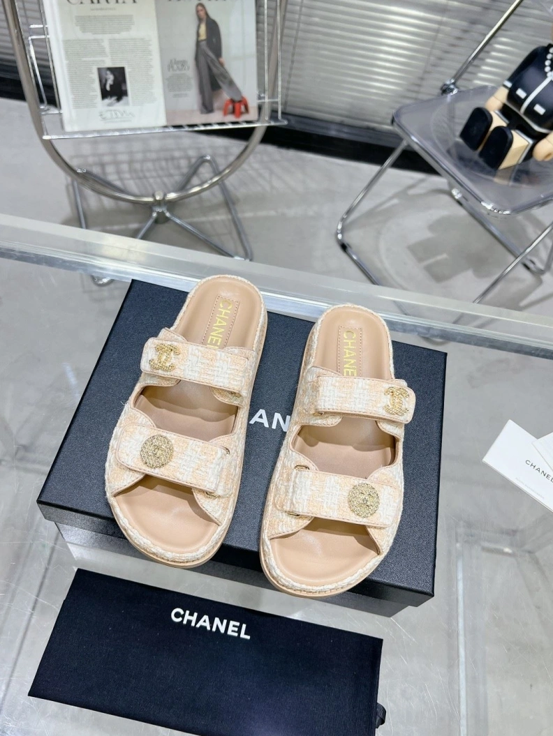 EyeCatching Chxnxl Sandals 120477