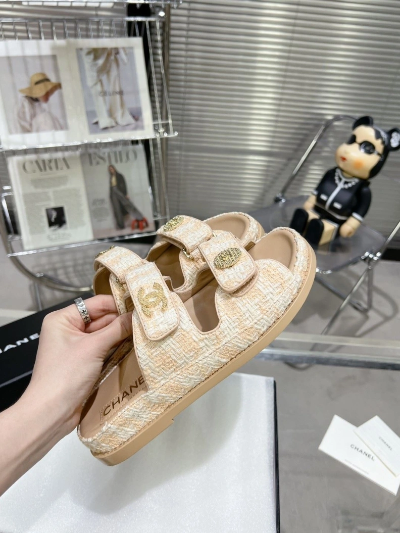 EyeCatching Chxnxl Sandals 120477