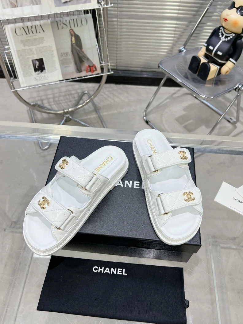 Reliable Chxnxl Sandals 120450