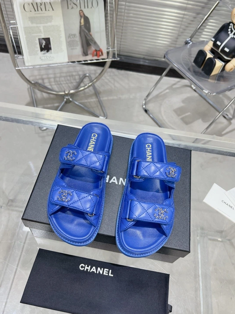 EyeCatching Chxnxl Sandals 120451