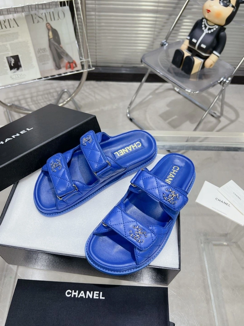 EyeCatching Chxnxl Sandals 120451