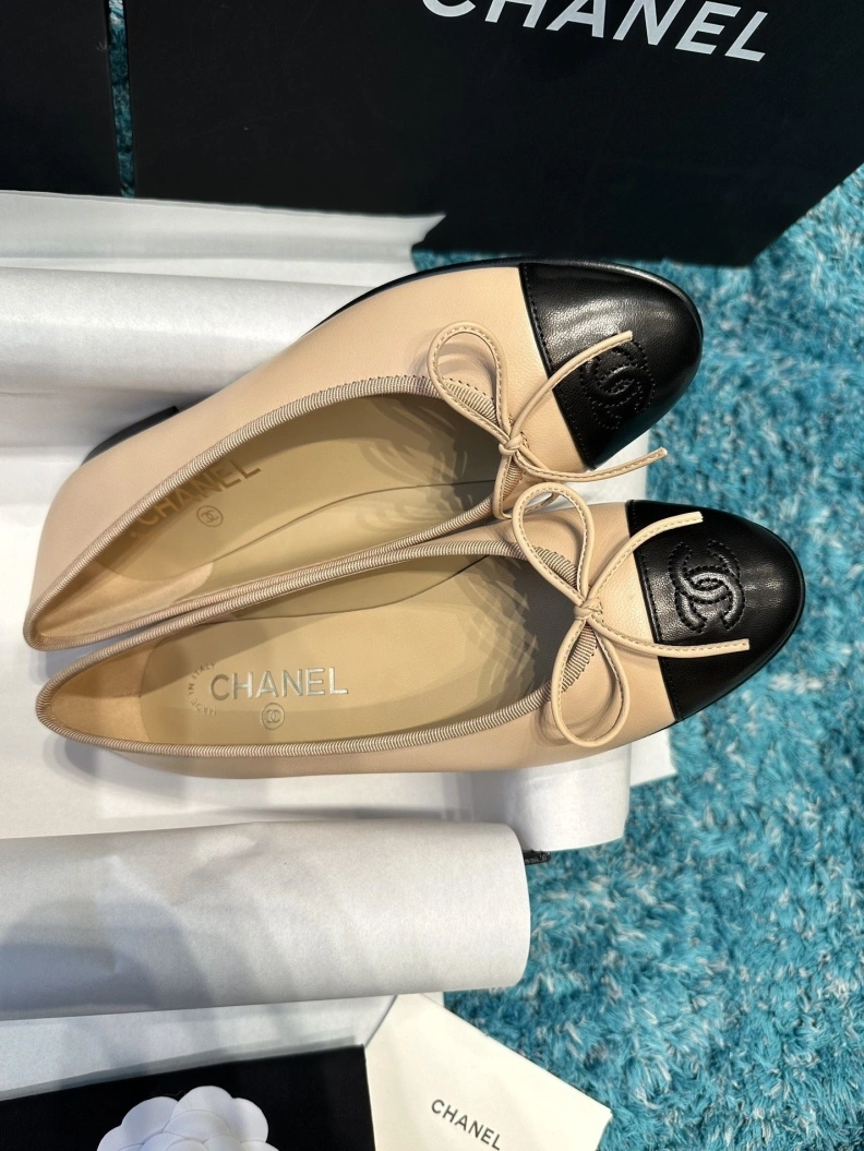 Minimalist Chxnxl Flat Shoes 120972