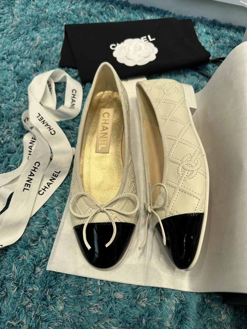 Minimalist Chxnxl Flat Shoes 120961