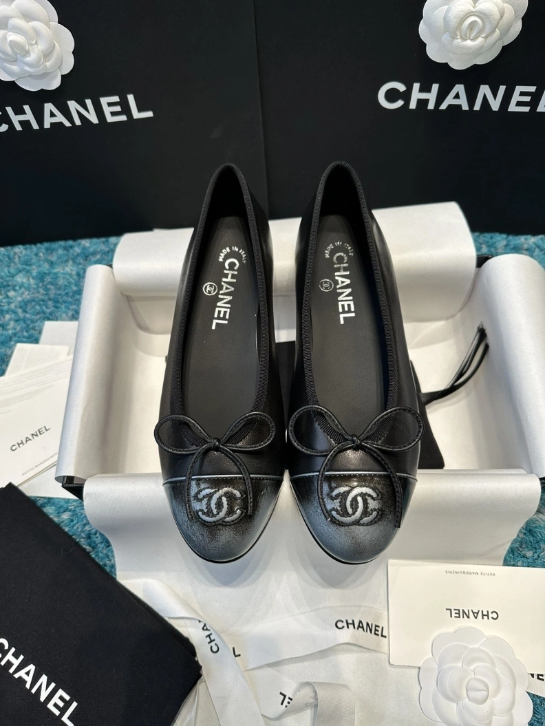 Durable Chxnxl Flat Shoes 120952