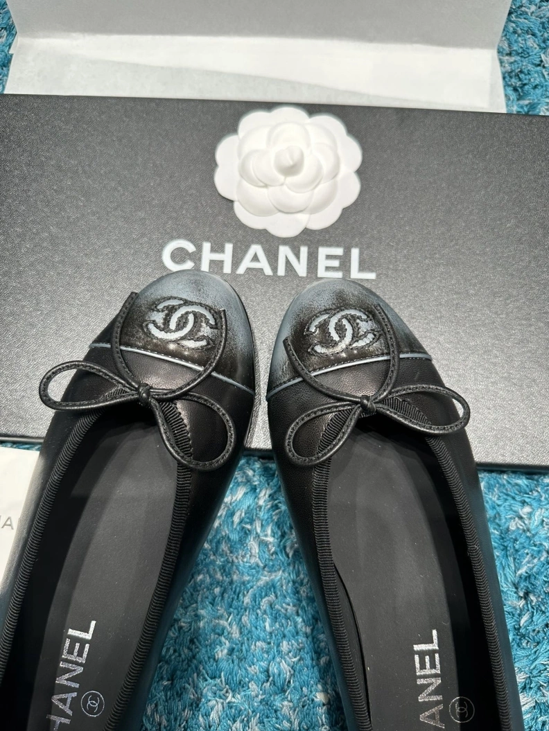 Durable Chxnxl Flat Shoes 120952