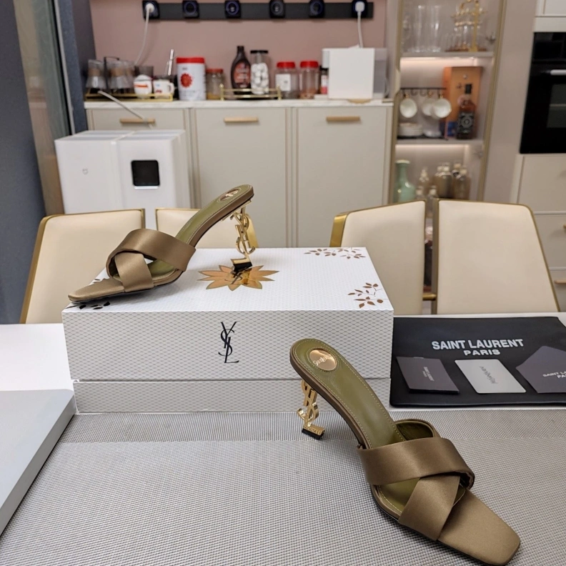 Gxccx Slippers Popular 157380