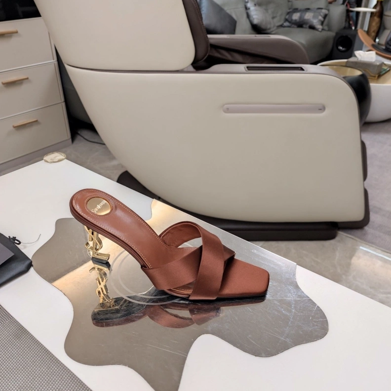 DailyWear Gxccx Slippers 157387