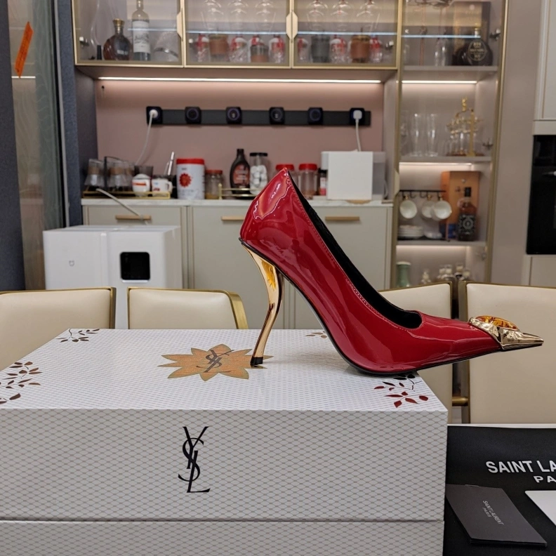 Stylish Gxccx High Heels 157627