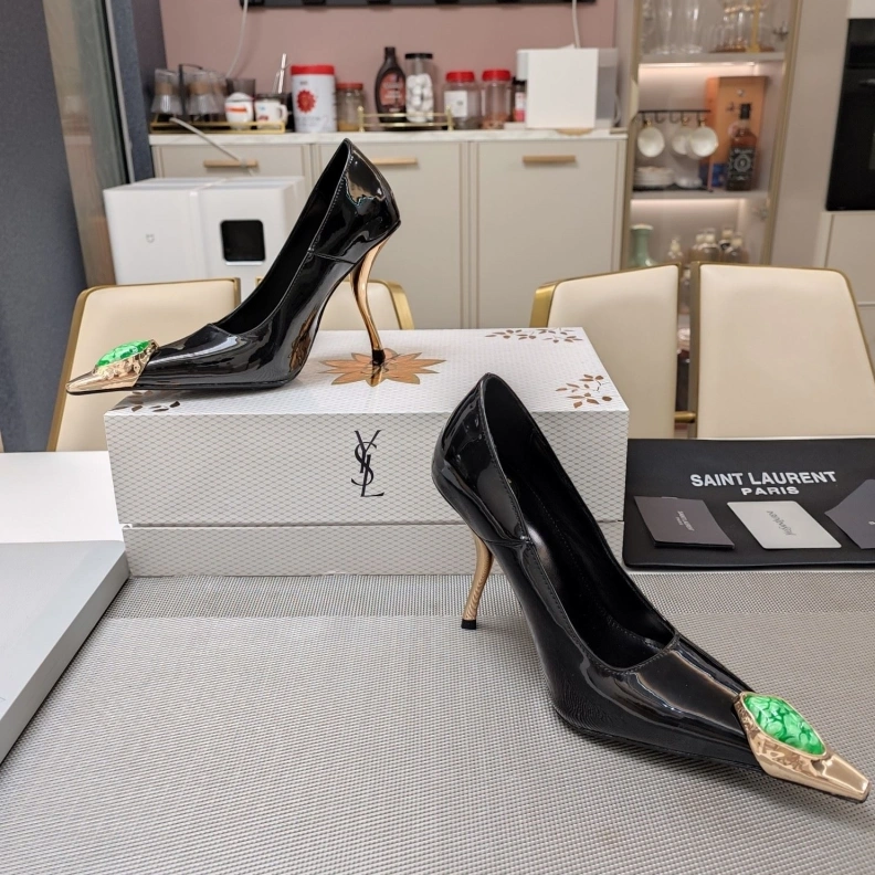 ModernLook Gxccx High Heels 157616