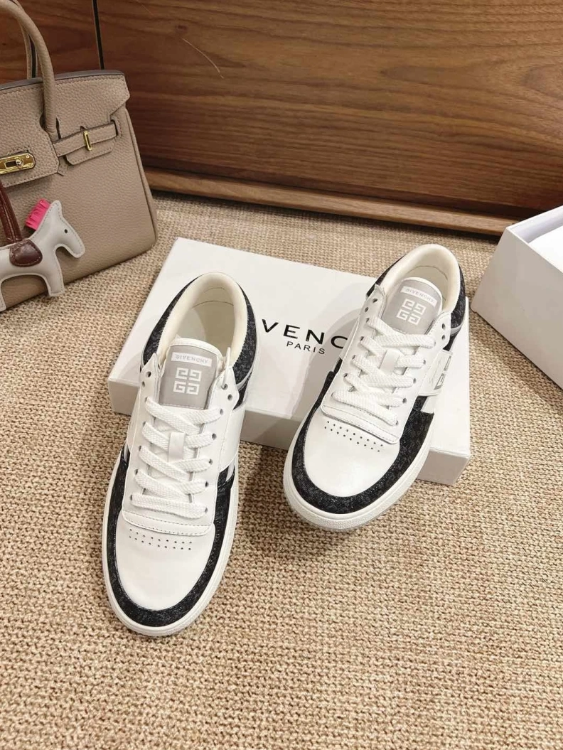 Gxvxnchy Sneakers StreetReady 152820