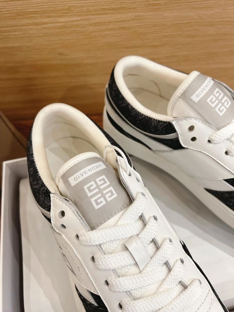 Gxvxnchy Sneakers StreetReady 152820