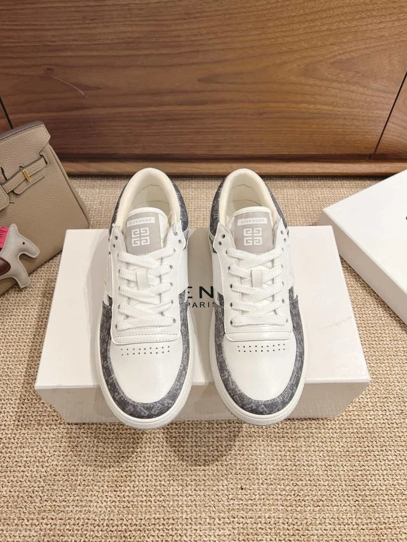 Gxvxnchy Sneakers Fashionable 152816