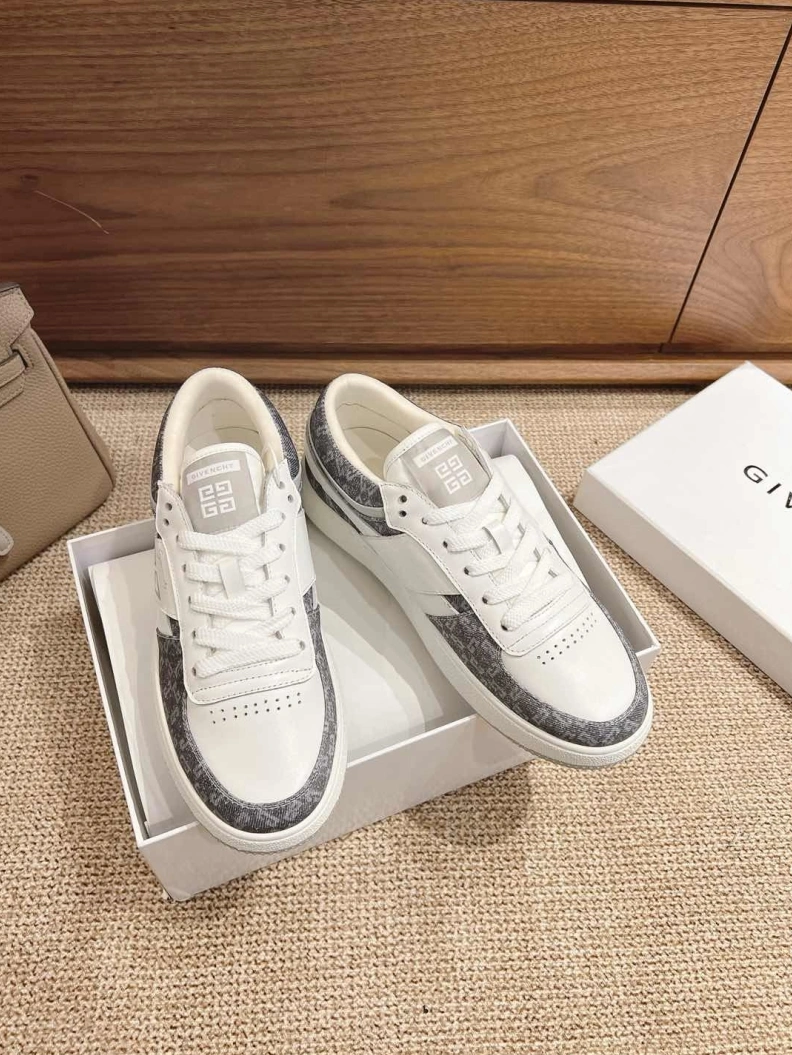 Gxvxnchy Sneakers Fashionable 152816