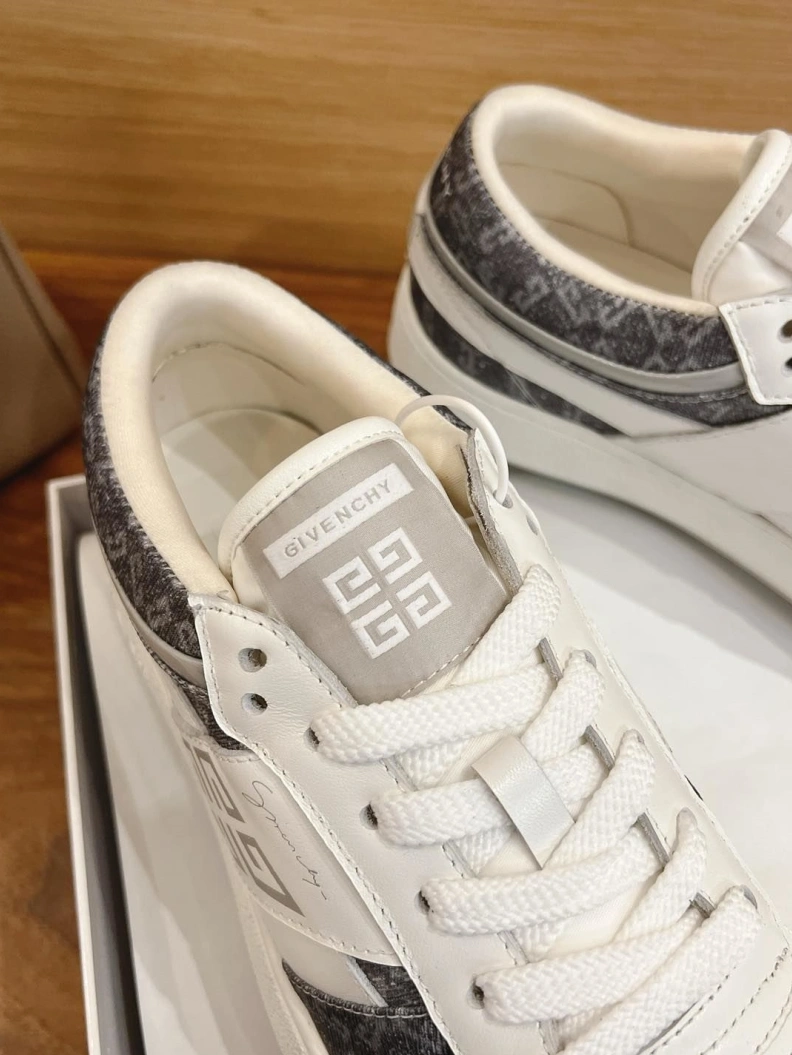 Gxvxnchy Sneakers Fashionable 152816