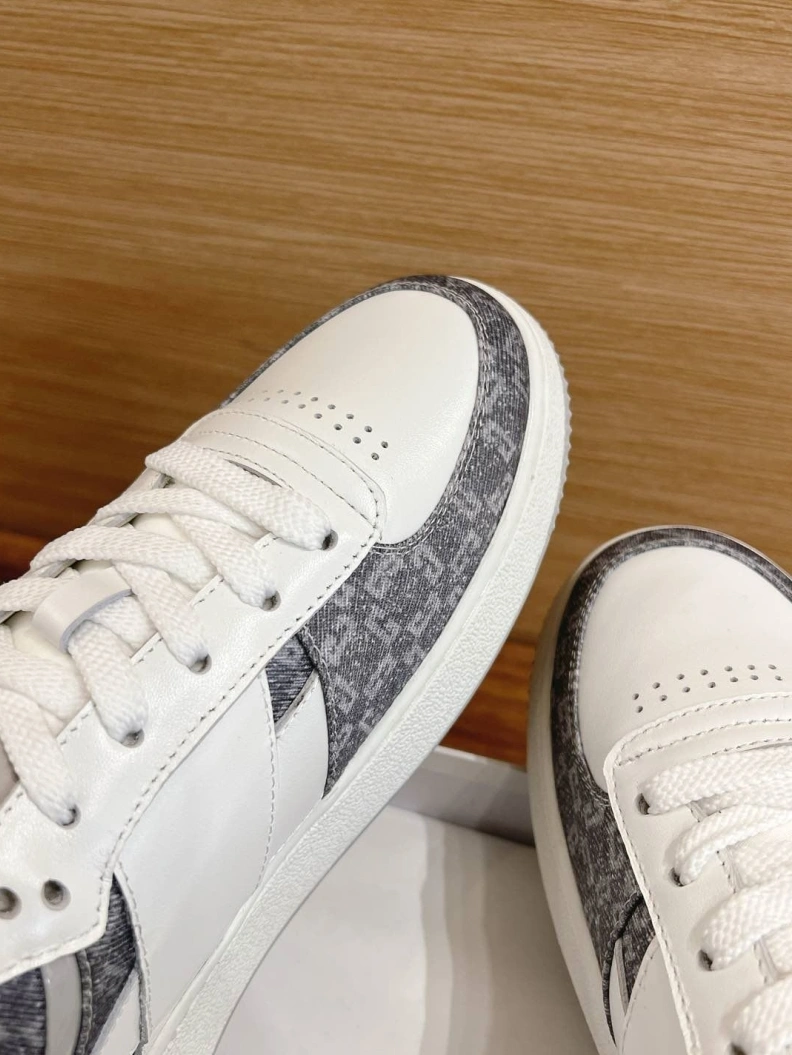 Gxvxnchy Sneakers Fashionable 152816