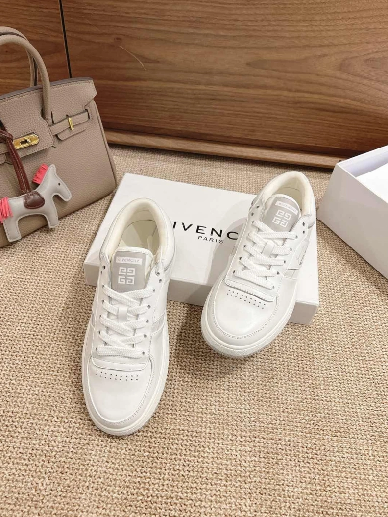 Gxvxnchy Sneakers Comfortable 152818