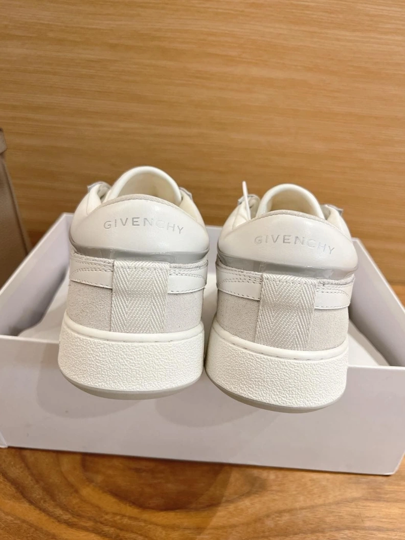 Gxvxnchy Sneakers Comfortable 152818