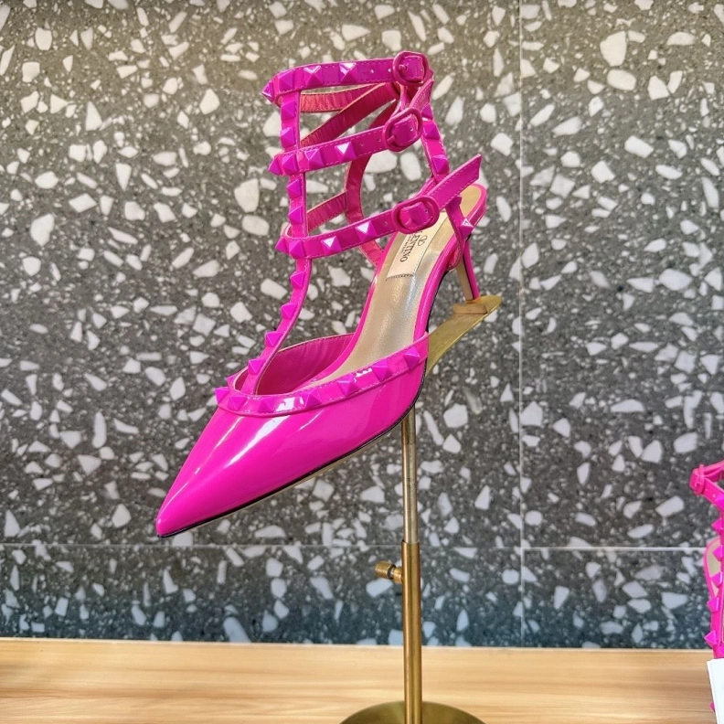NewStyle Vxlxntino Sandals 229725