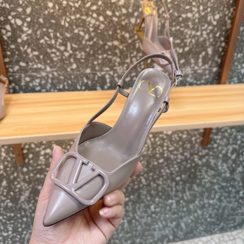 Efficient Vxlxntino Sandals 229711