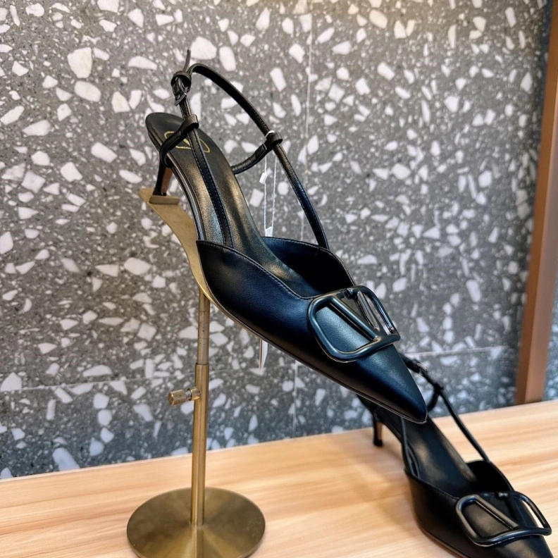 Fashionable Vxlxntino Sandals 229712