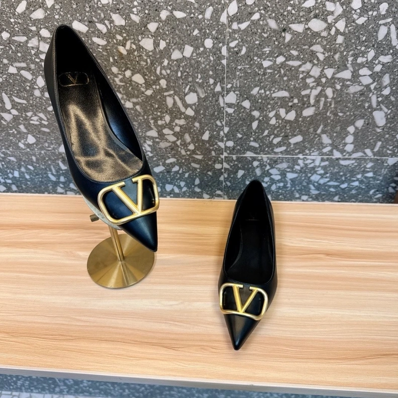 Timeless Vxlxntino flat shoes 229872