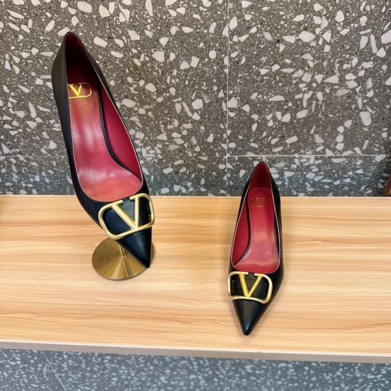 Vxlxntino Sandals UrbanStyle 229698