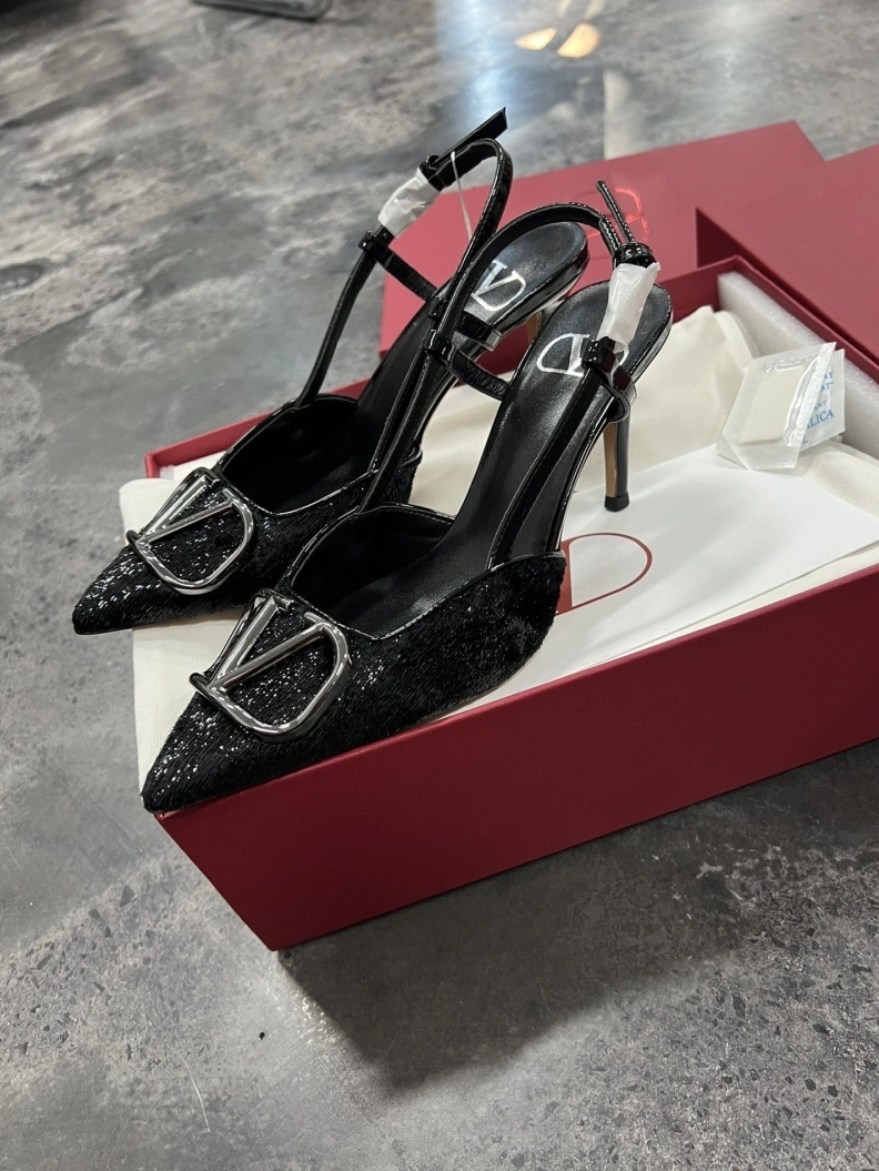 Modern Vxlxntino Sandals 229694