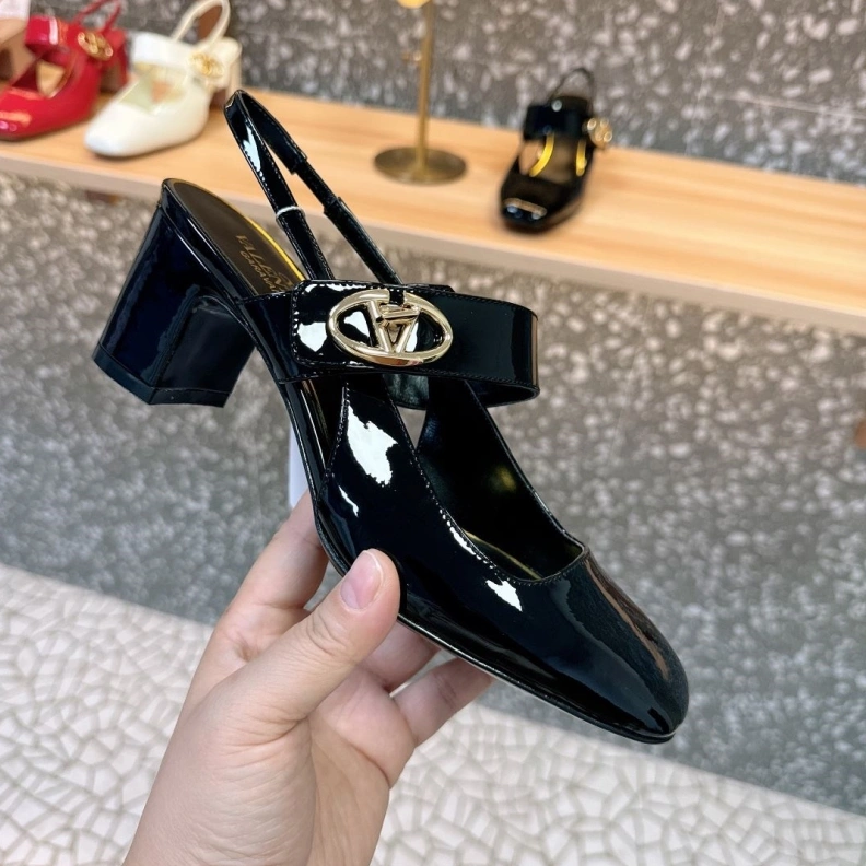 Affordable Vxlxntino Sandals 229692