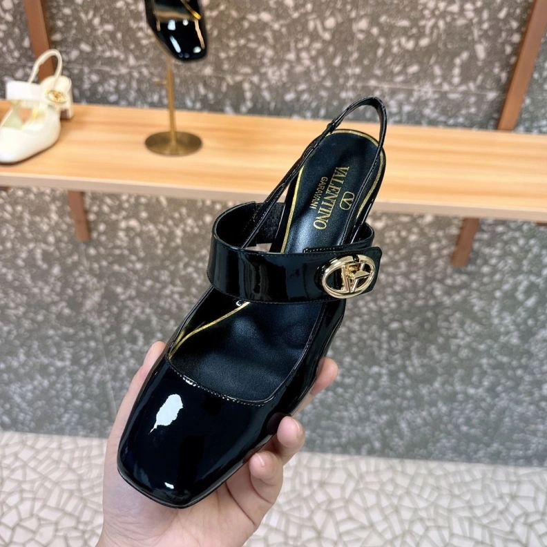 Affordable Vxlxntino Sandals 229692