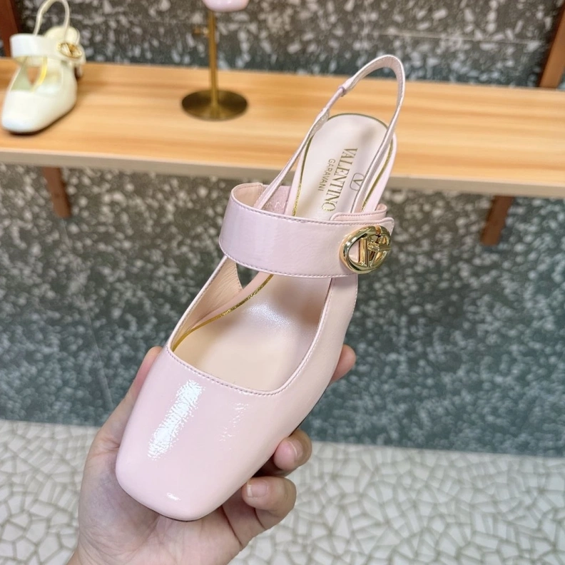 Flexible Vxlxntino Sandals 229690