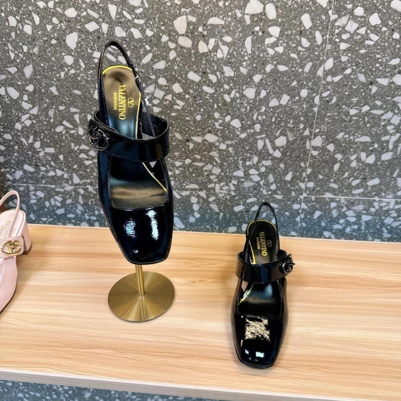 Vxlxntino Sandals Vibrant 229688