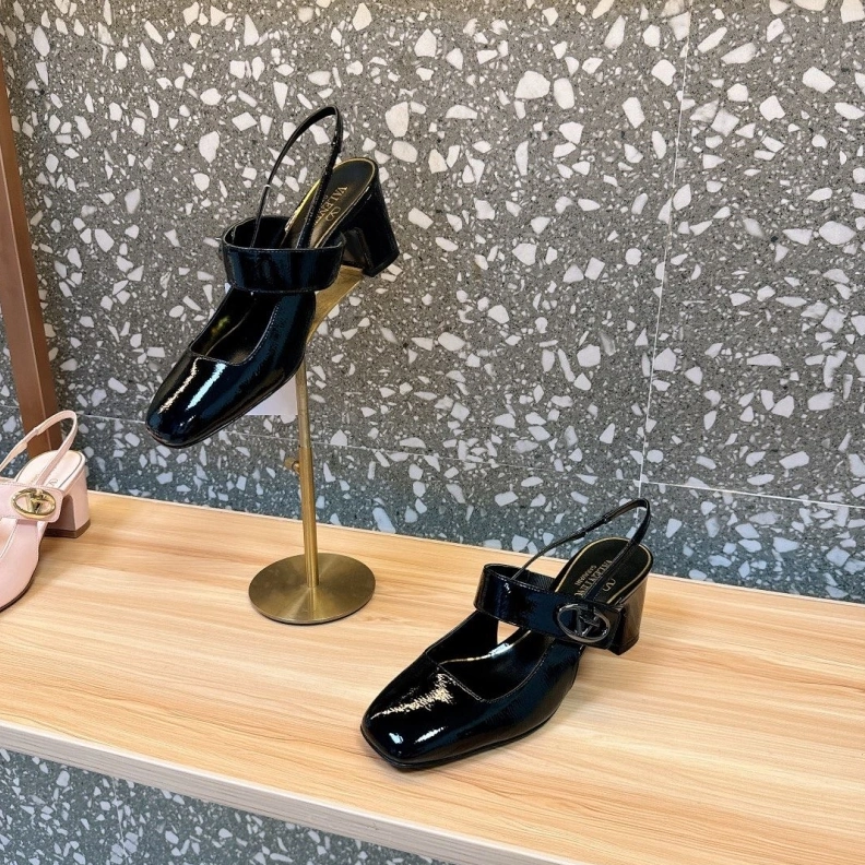 Vxlxntino Sandals Vibrant 229688