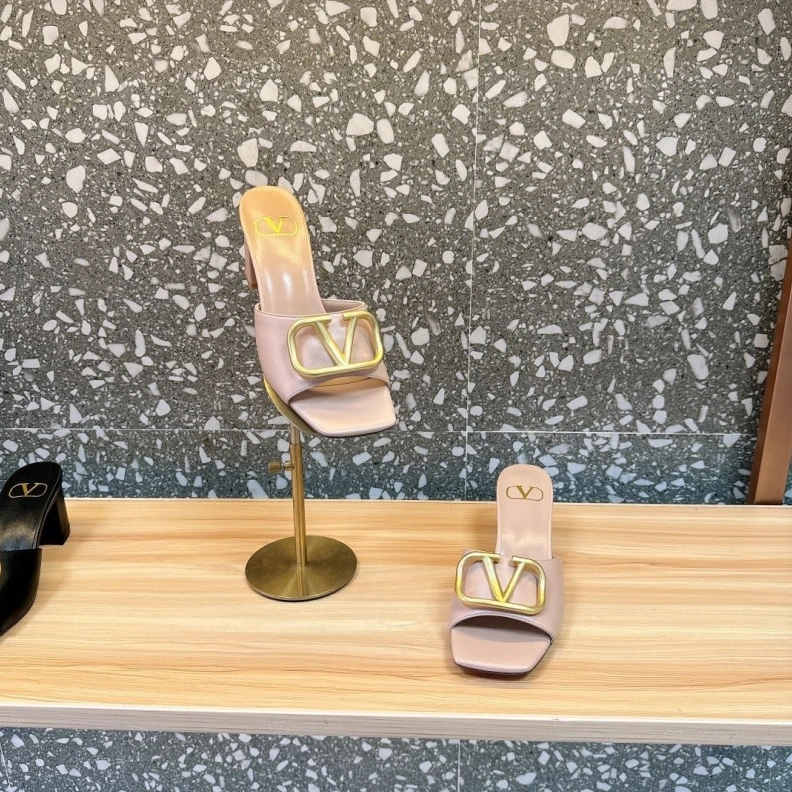 ModernLook Vxlxntino Sandals 229689