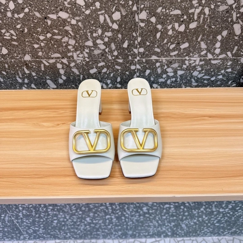 HighQuality Vxlxntino Sandals 229687
