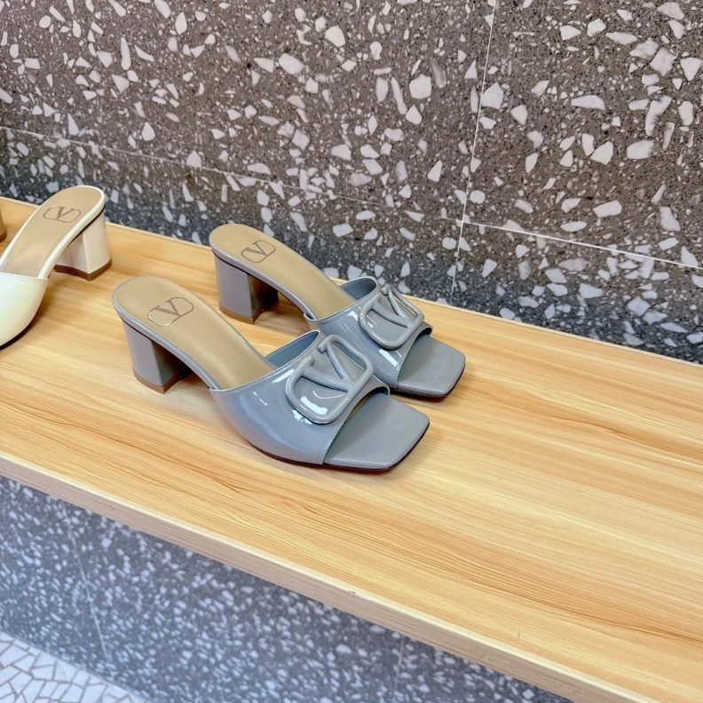 EyeCatching Vxlxntino Sandals 229682
