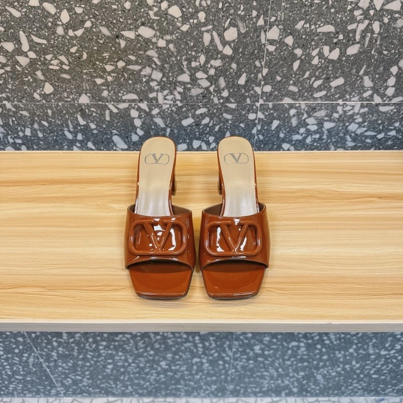 Comfortable Vxlxntino Sandals 229678