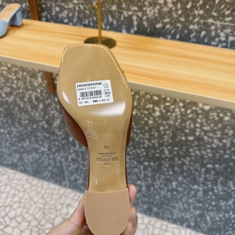 Comfortable Vxlxntino Sandals 229678