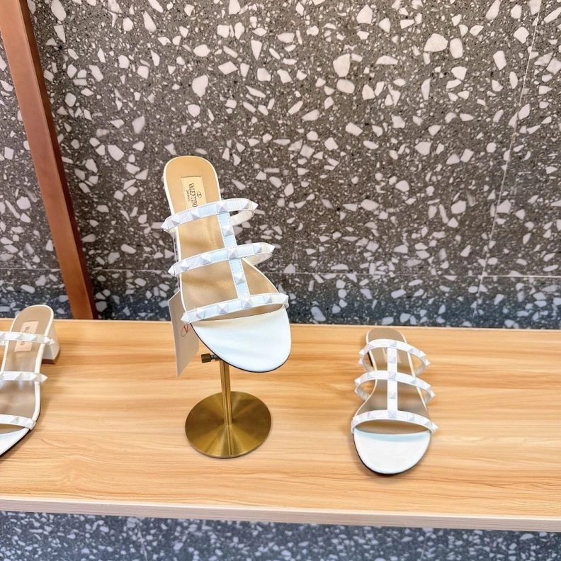 Lightweight Vxlxntino Sandals 229674