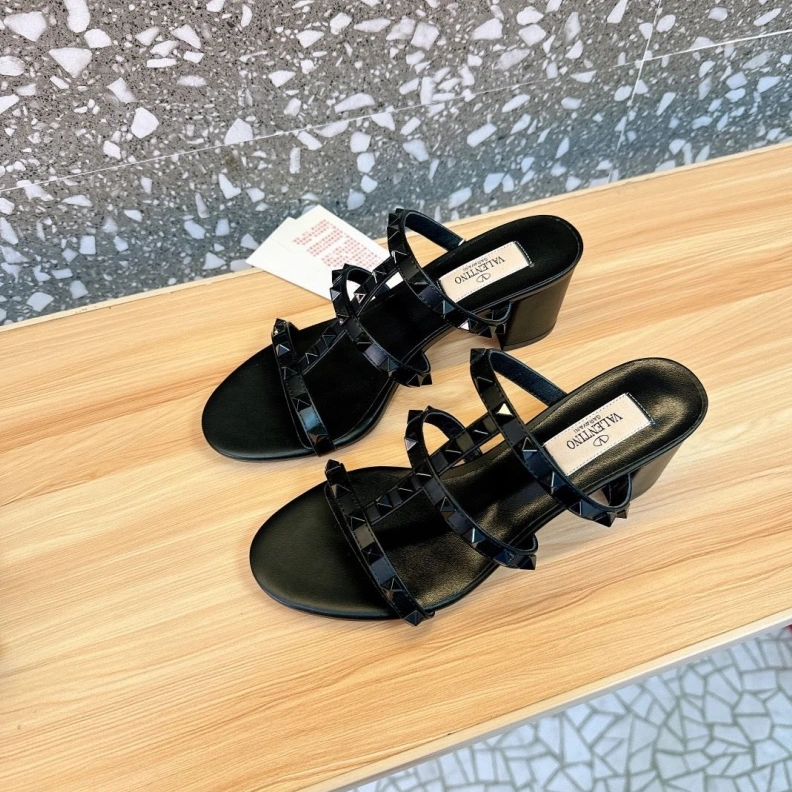 DailyWear Vxlxntino Sandals 229668